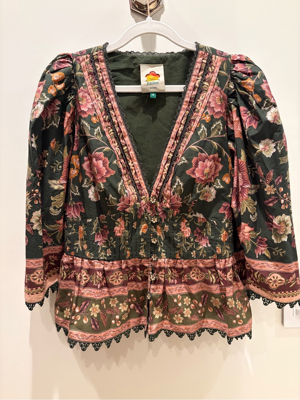 FARM Rio Olive Green Floral V-Neck Puff Sleeve Blouse with Pink Accents